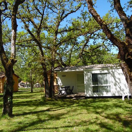Camping Les Paillotes Payrac Dış mekan fotoğraf